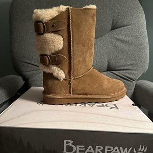 Women’s size 10 BearPaw Eloise Hickory boots